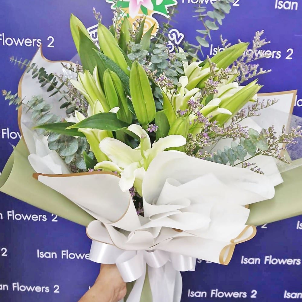4 white lily stems round bouquet